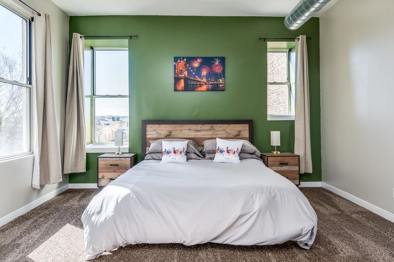 55 East Clifton Avenue #B - Photo 3 of 20