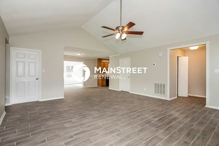 124 Shade Tree Court - Photo 5 of 16