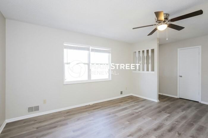 515 Southeast 19th Street - Photo 2 of 17