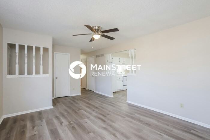 515 Southeast 19th Street - Photo 3 of 17