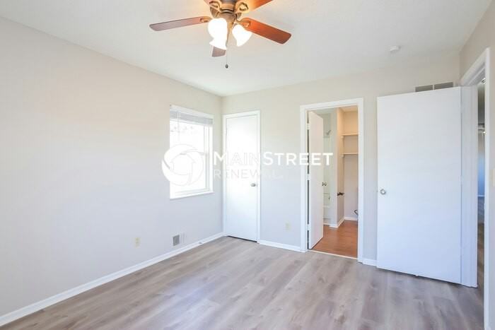 515 Southeast 19th Street - Photo 7 of 17