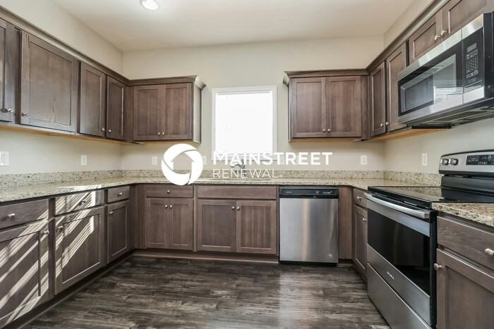 901 Beverly Road - Photo 6 of 17