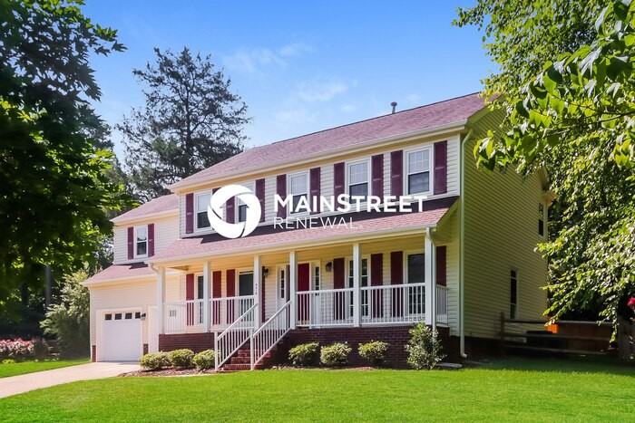 9216 Torrence Crossing Drive - Photo 2 of 17