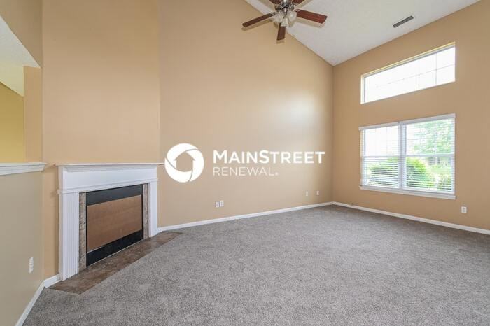 10609 Sedgegrass Dr - Photo 6 of 17