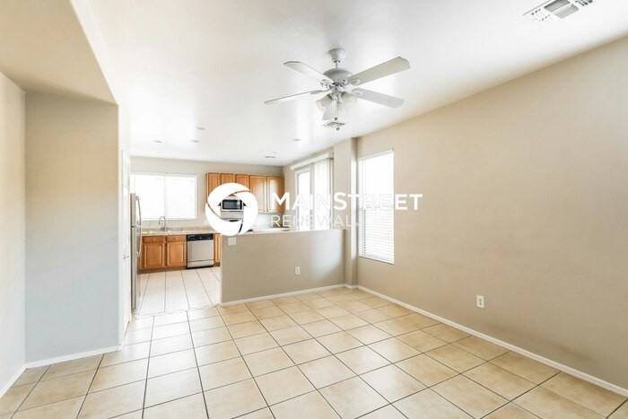 8044 E Judicial St - Photo 4 of 17