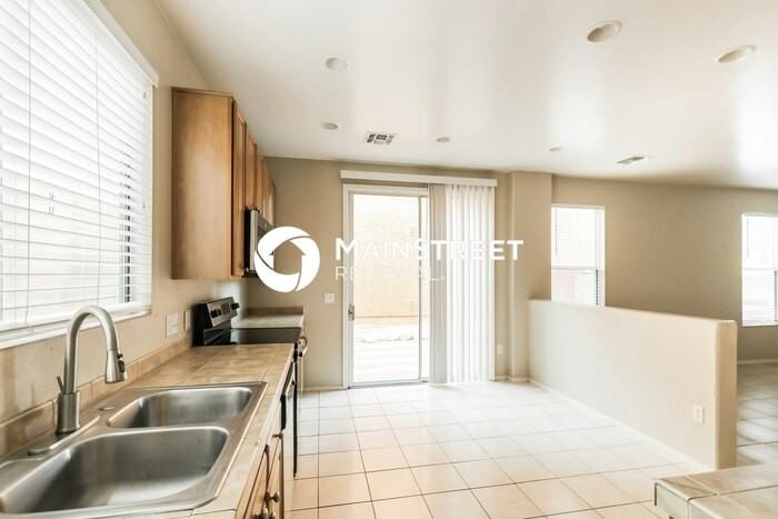 8044 E Judicial St - Photo 7 of 17