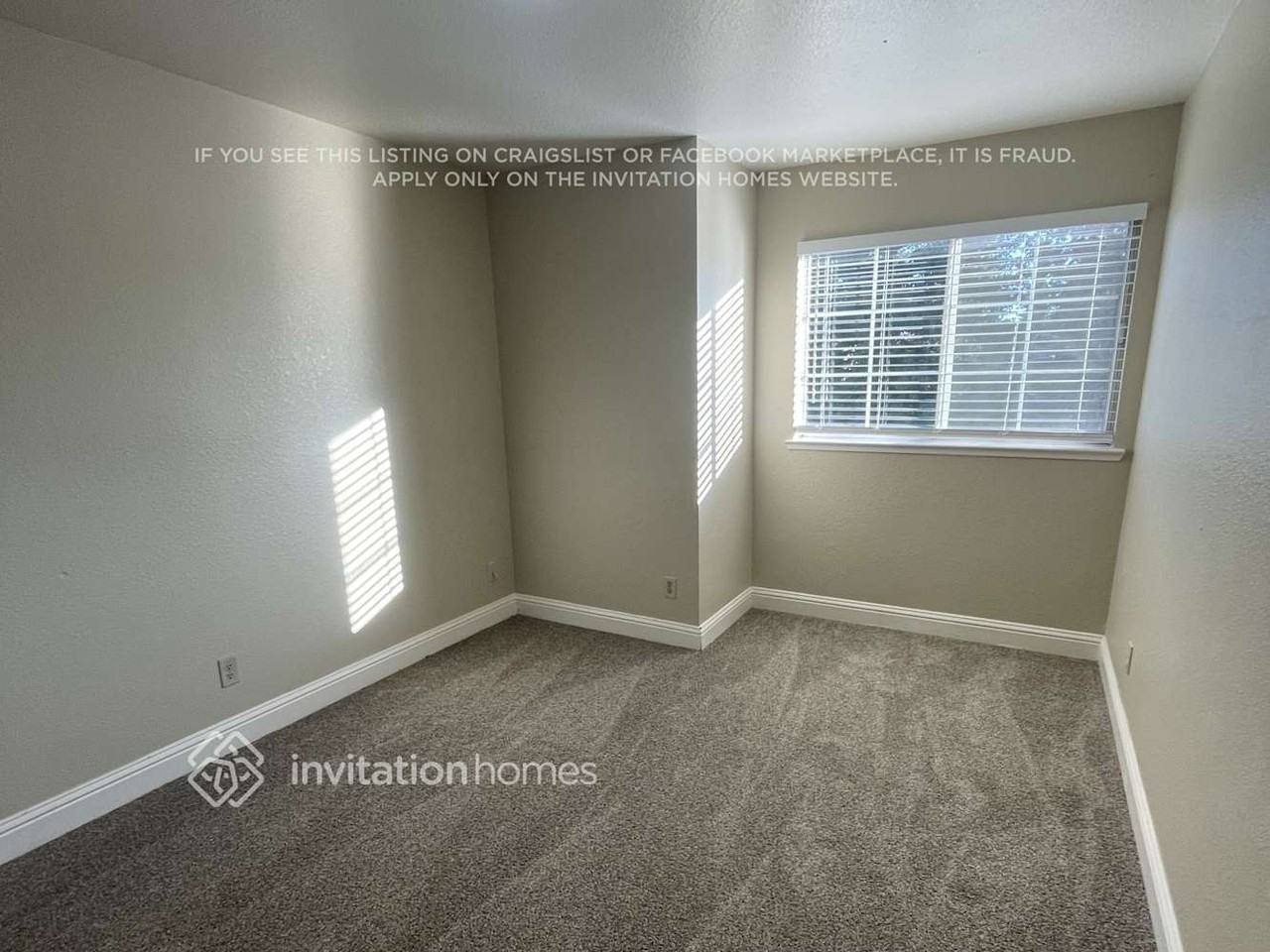 8329 Oakenshield Circle - Photo 7 of 17