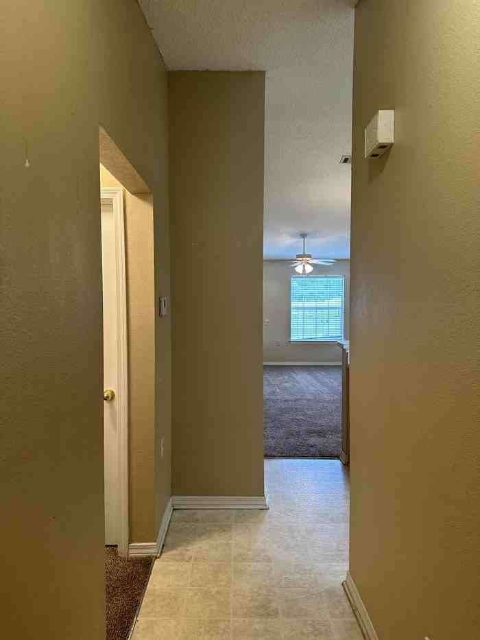 8073 Stonebrook Dr #8073 - Photo 3 of 42