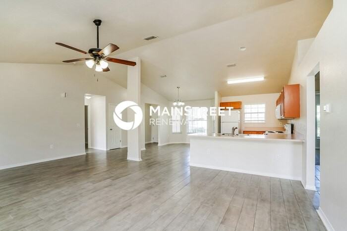 1336 Japan St - Photo 2 of 16