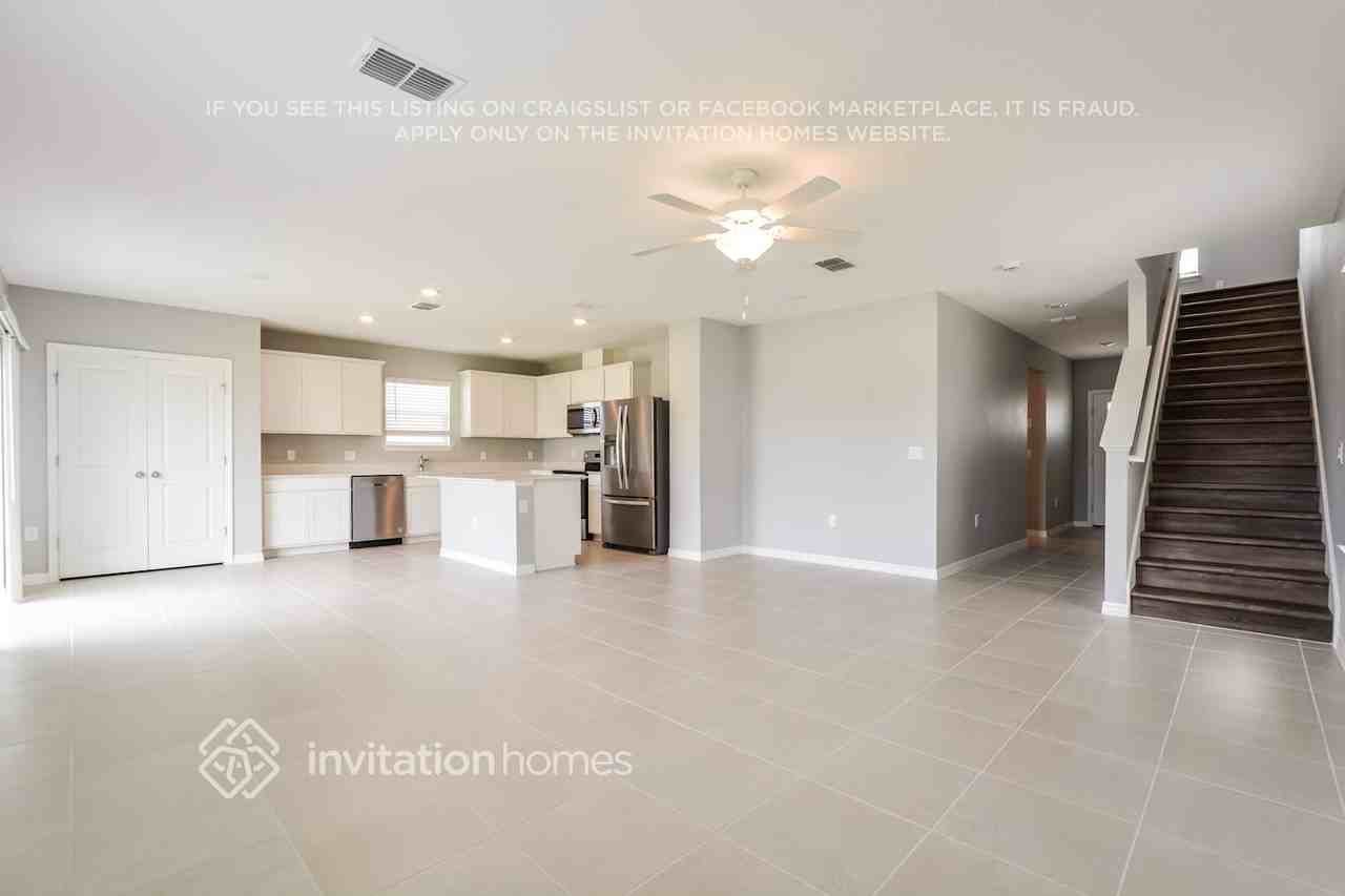 440 Waterford Dr - Photo 6 of 26