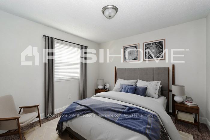 6517 Wooddale Dr - Photo 6 of 17