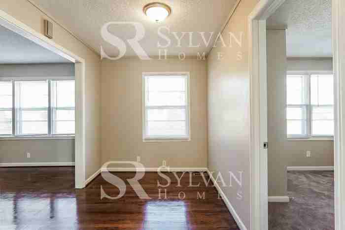 137 Rose Dr - Photo 5 of 15