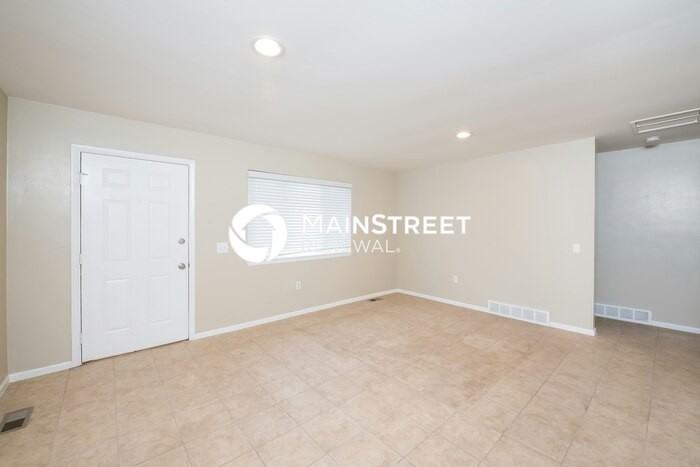 8563 Dover Ct - Photo 2 of 17