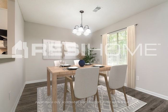 5472 Fox Valley Ln - Photo 3 of 12