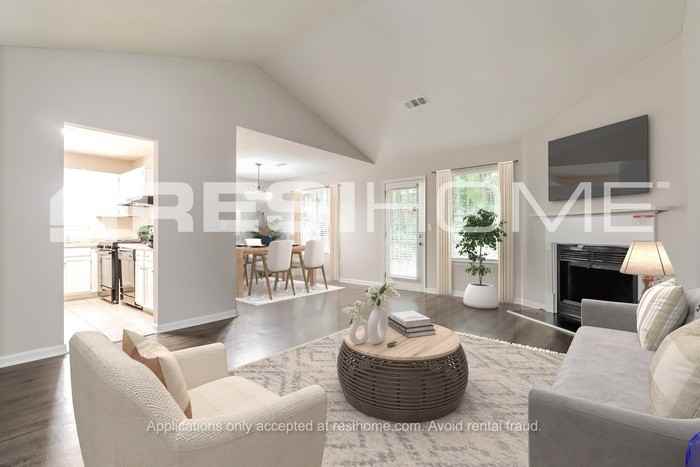 5472 Fox Valley Ln - Photo 5 of 12