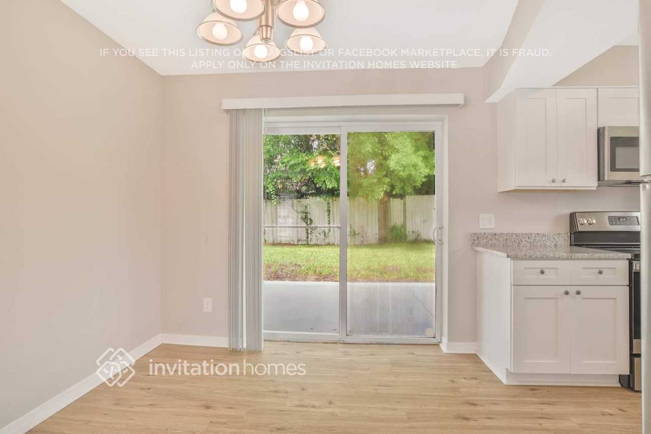 3614 Connor Avenue - Photo 3 of 22