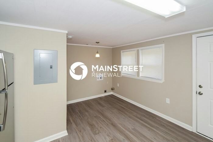 3405 Walker Chapel Road - Photo 5 of 16