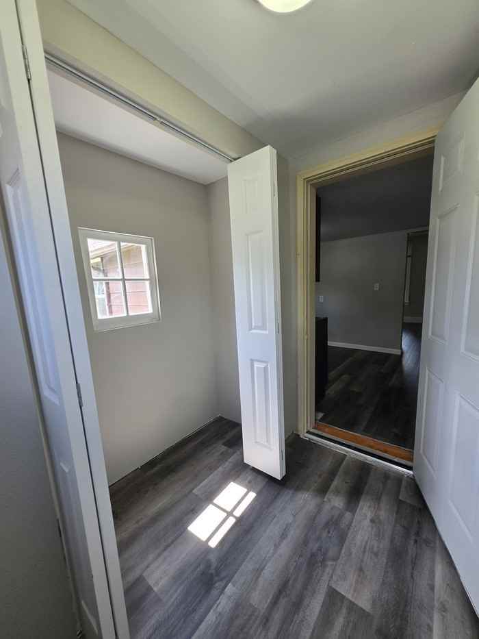 317 6th Ave N - Photo 5 of 19