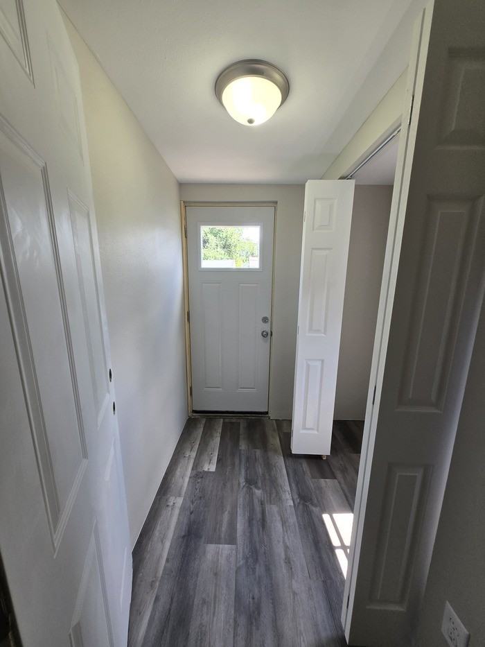 317 6th Ave N - Photo 6 of 19