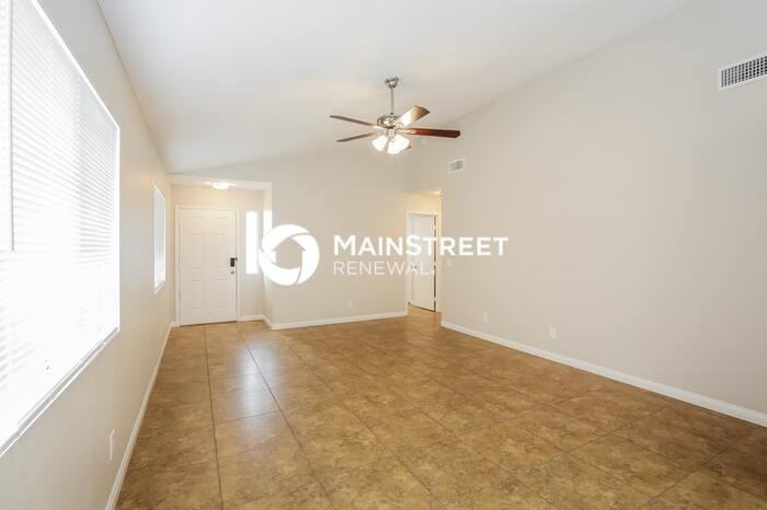 2025 Havelina St - Photo 3 of 16