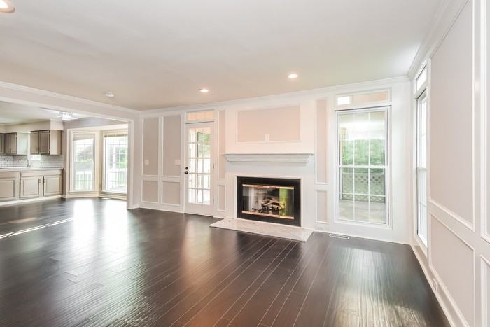 1502 Oakmoor Pl - Photo 7 of 19