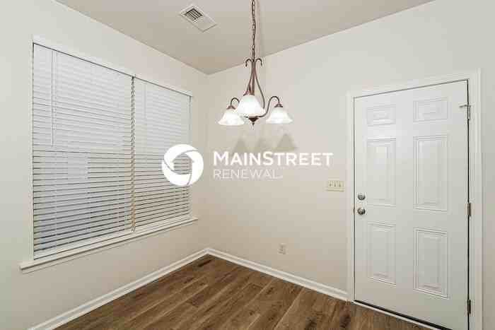 1128 Avalon Drive - Photo 6 of 18