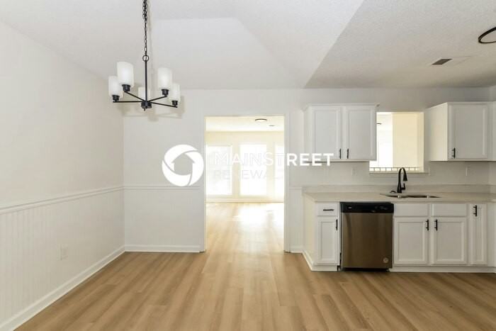 7881 Collins Wood Cove - Photo 7 of 18