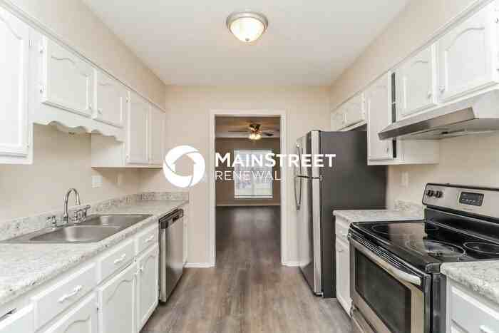 4250 Brighton Dr - Photo 7 of 18