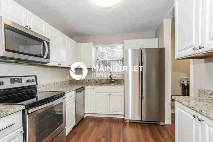 5029 Fredericksburg Ave - Photo 4 of 15