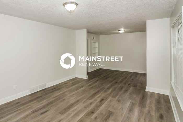 3621 Mozelle Street - Photo 4 of 15