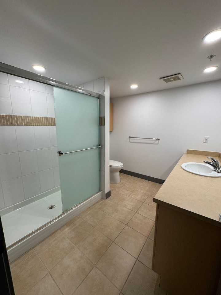 125 Milross Avenue - Photo 6 of 18