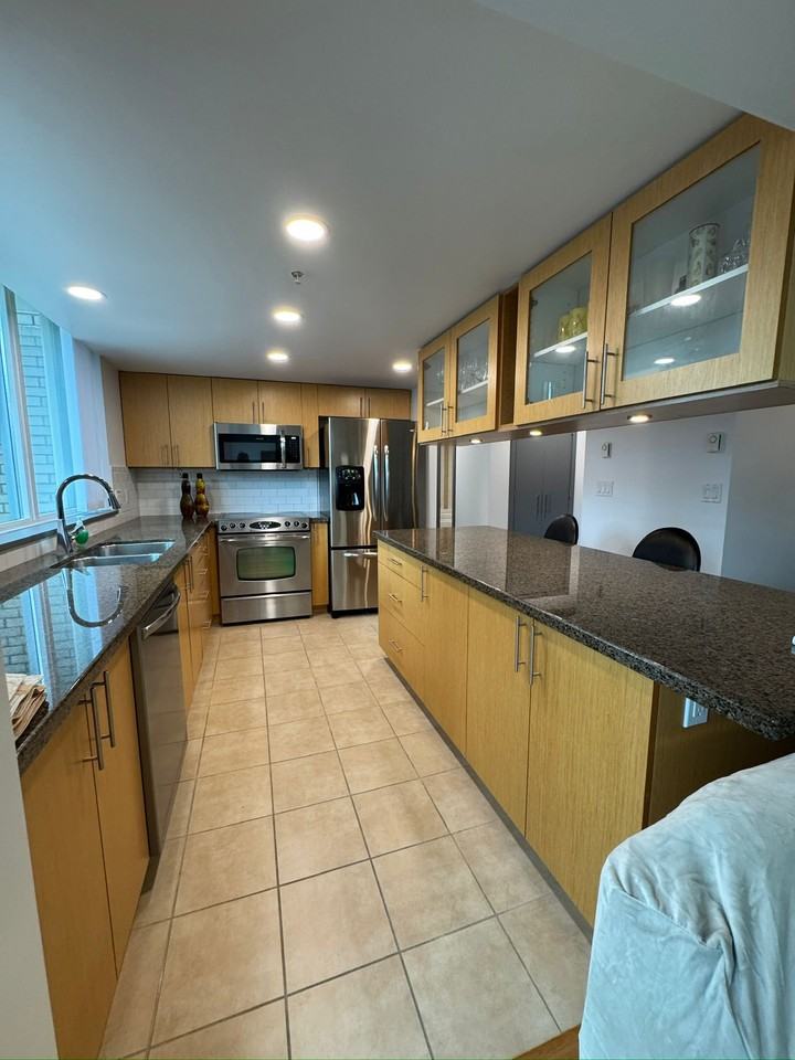 125 Milross Avenue - Photo 2 of 18