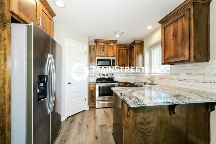 418 Timbercreek Drive - Photo 7 of 20