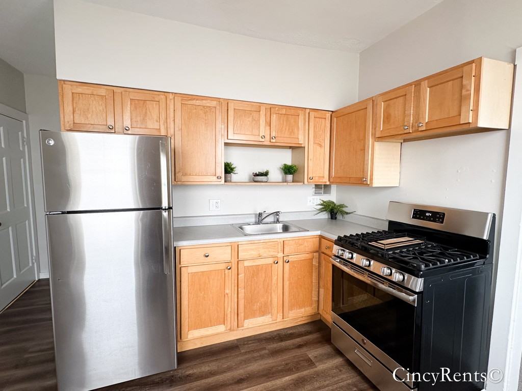 1132 Fuller Street #B - Photo 6 of 15