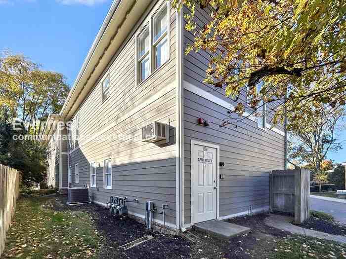 101 Generals Retreat Pl - Photo 4 of 22