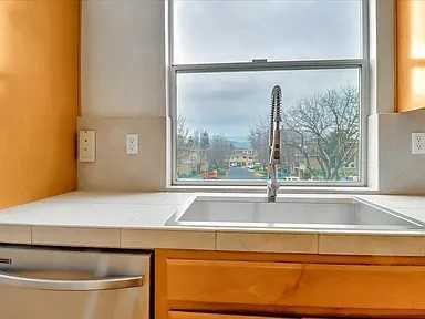 1075 Esparanza Way #1075 - Photo 5 of 19