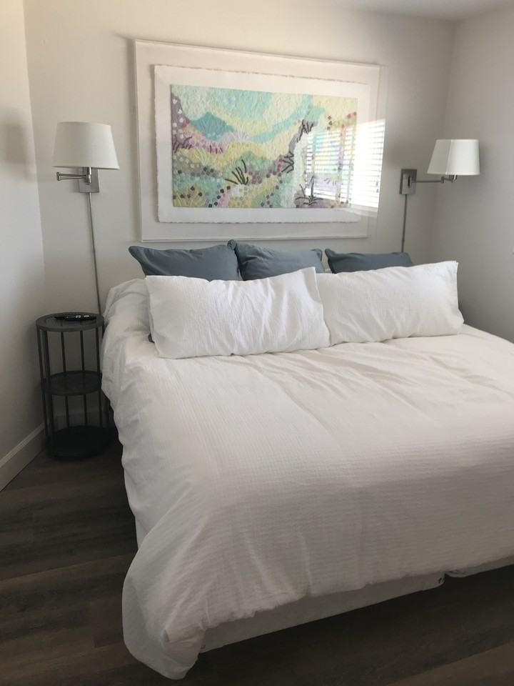 1460 Seacoast Dr #12 - Photo 5 of 17