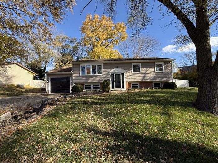 205 Mardale Drive - Photo 2 of 39