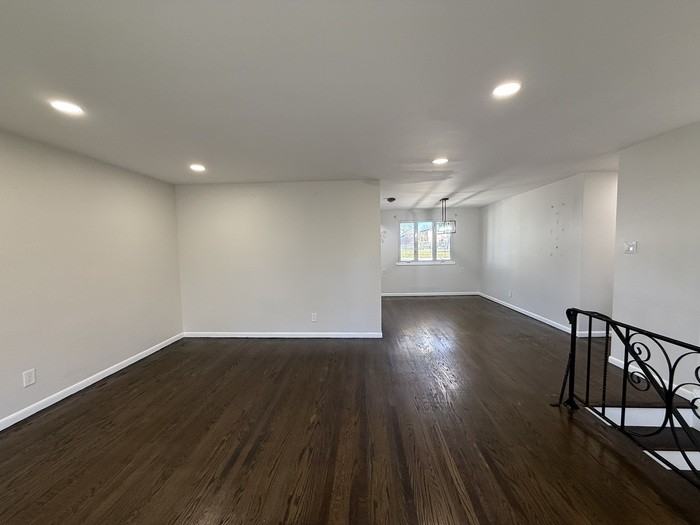 205 Mardale Drive - Photo 5 of 39