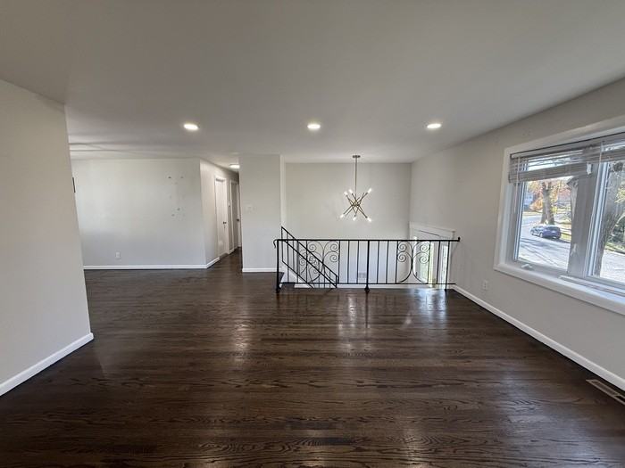 205 Mardale Drive - Photo 6 of 39