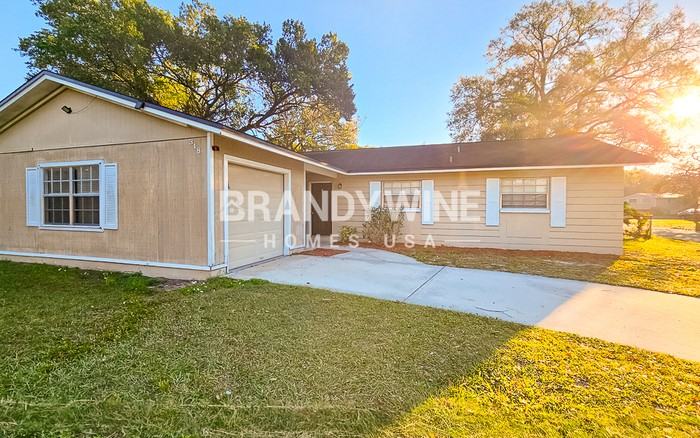 318 Terrace Dr - Photo 2 of 23