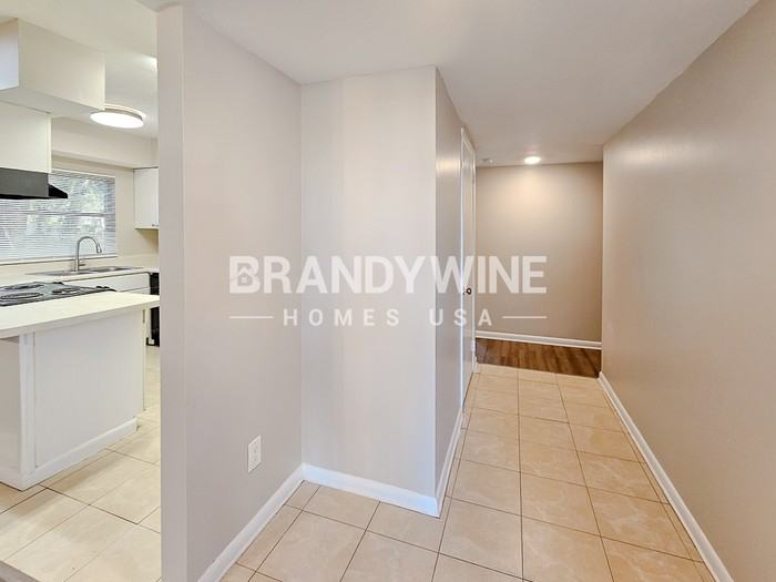 318 Terrace Dr - Photo 3 of 23