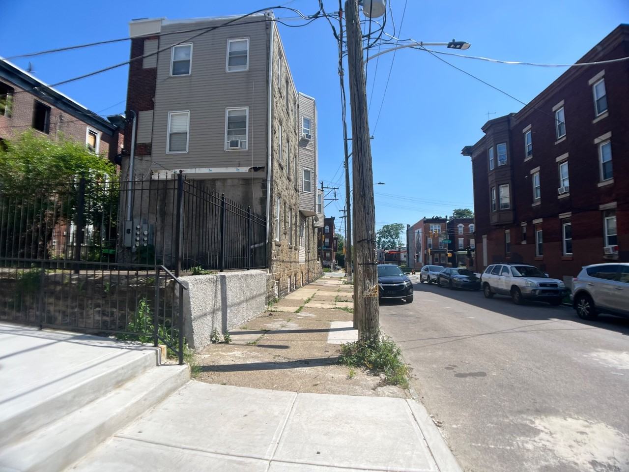 3215 N 13th St - Photo 3 of 3