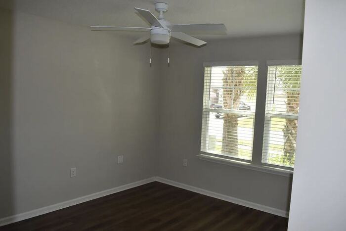 32 Pickett Dr - Photo 6 of 18