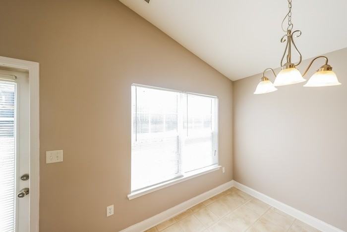 254 Ivy Hills Cir - Photo 5 of 12