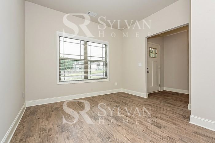 213 Summit View Dr - Photo 3 of 15