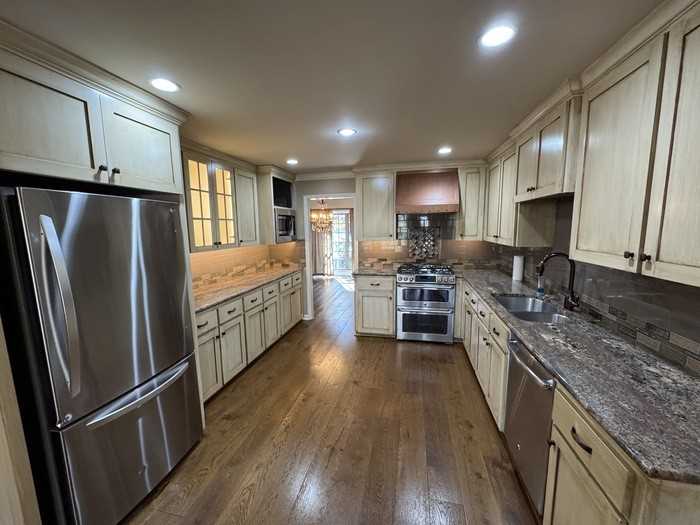 27 Tennyson Ct - Photo 5 of 21