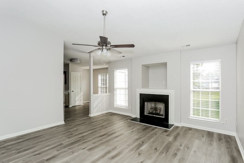 1003 Salmon River Dr - Photo 6 of 16