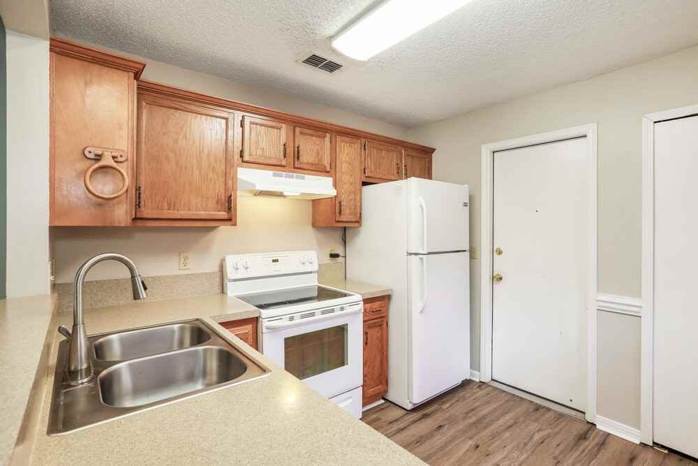 2232 Alderney Ct - Photo 7 of 16