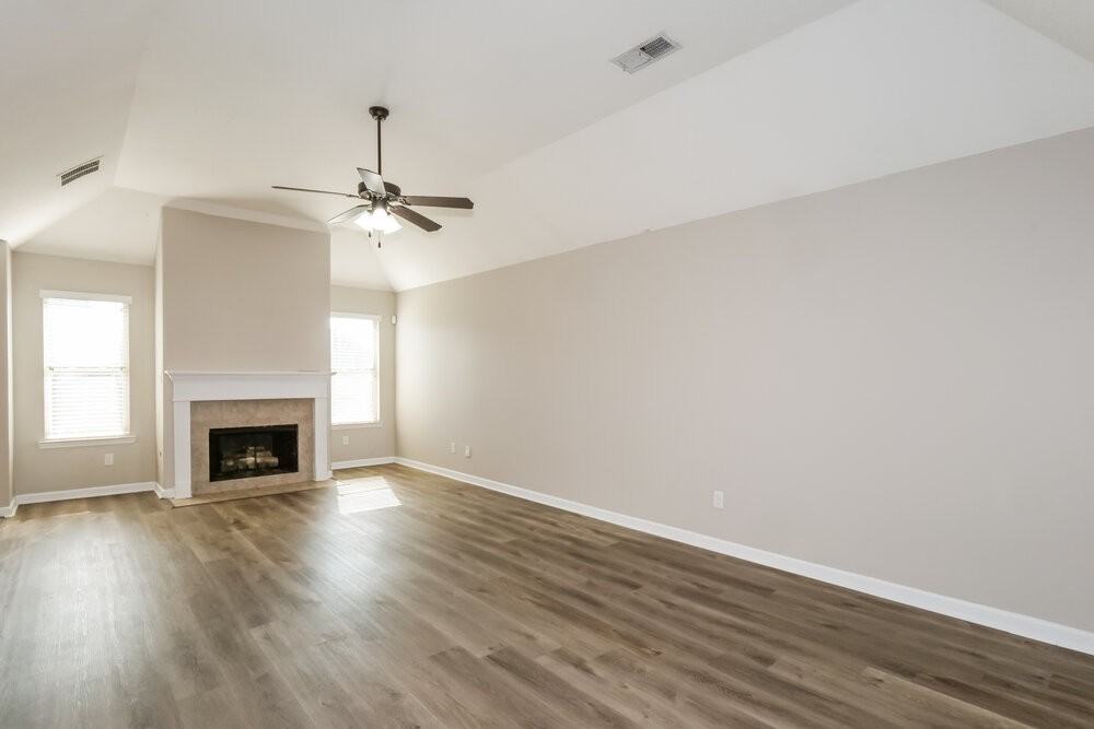 40 Willow Springs Ln - Photo 5 of 17